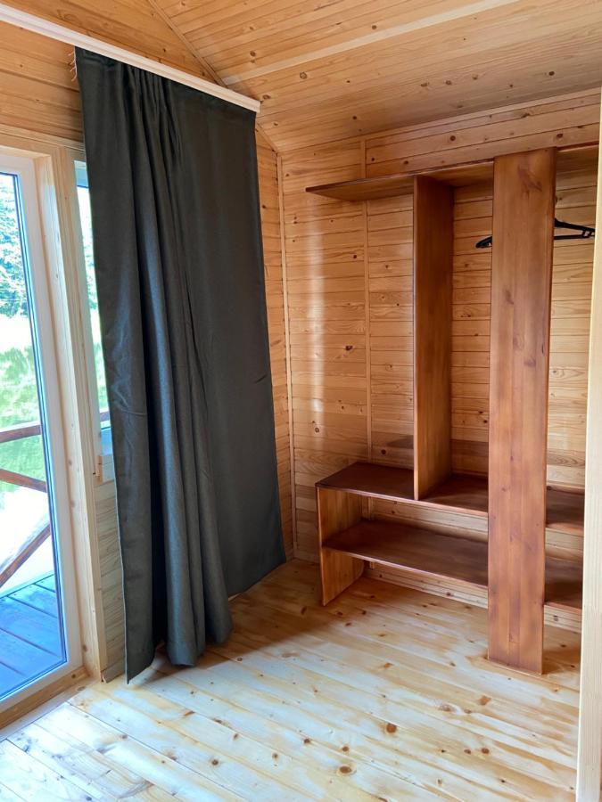 Готельний Комплекс Будинок Рибака 산타노브 외부 사진